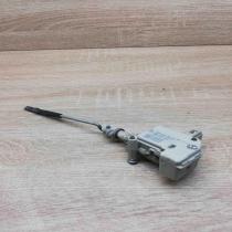 3b0810773a   Fuel tank cap lock motor Volkswagen PASSAT B5