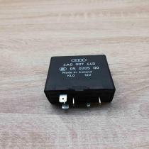 4a0907440 05020500  Window wiper relay Audi A8 S8 D2 4D