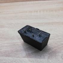 4a0907440 05020500  Window wiper relay Audi A8 S8 D2 4D