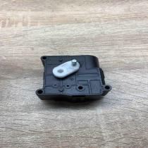 113800 2051 Sensor  Air flap motor/actuator Toyota Avensis Verso