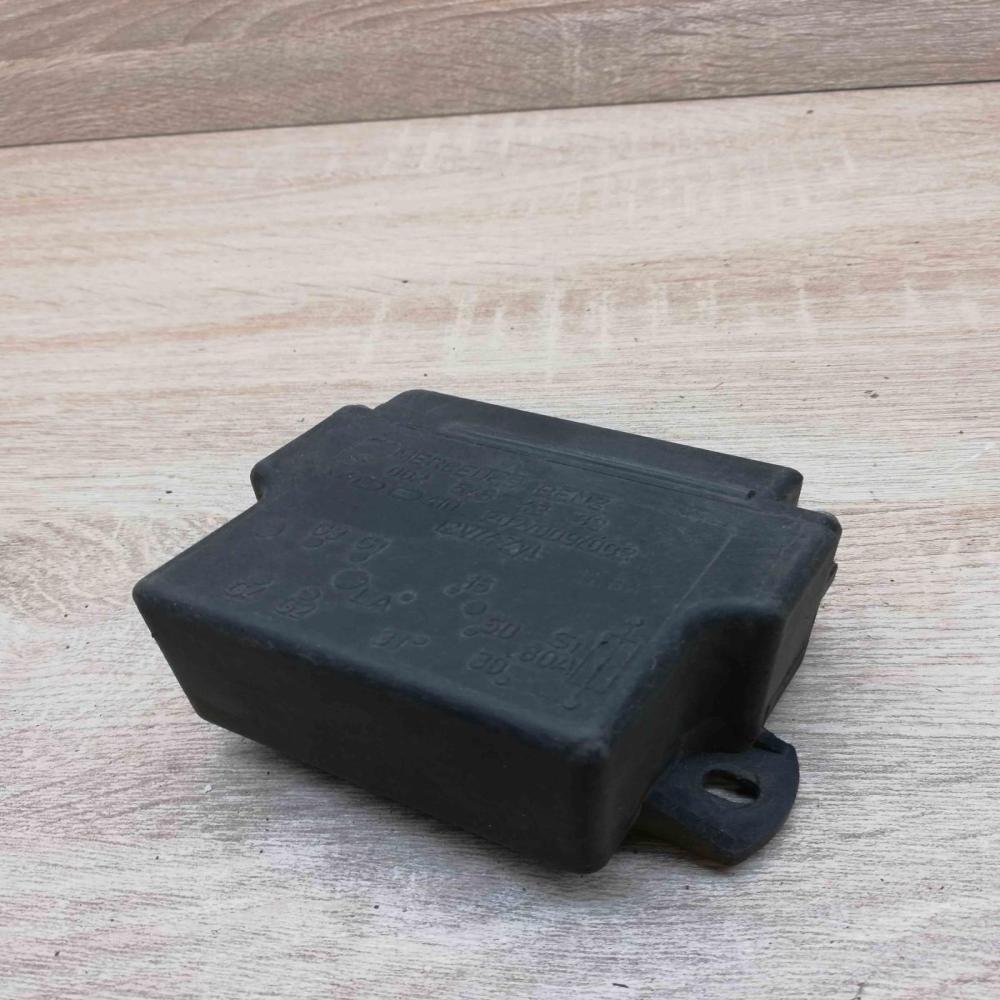 0025454232   Glow plug pre-heat relay Mercedes-Benz 100 W631