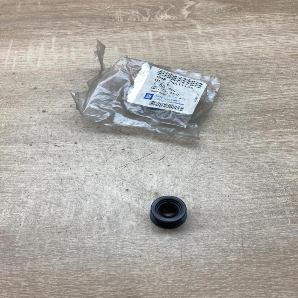 24411188   Front door check strap stopper Opel Corsa B