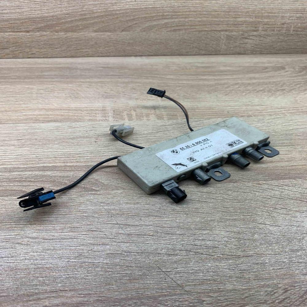 6906082   Aerial antenna amplifier BMW 5 E39