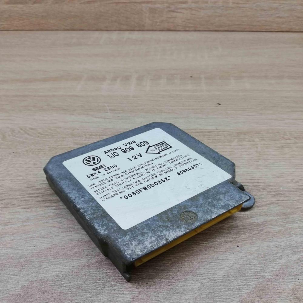 1j0909609 5wk42800  Airbag control unit/module Volkswagen Golf III