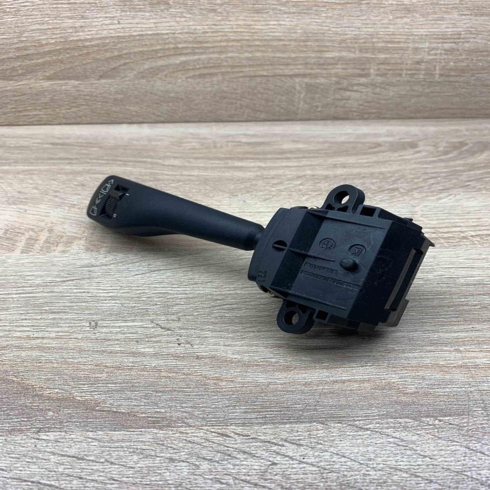 8363669   Wiper control stalk BMW 3 E46