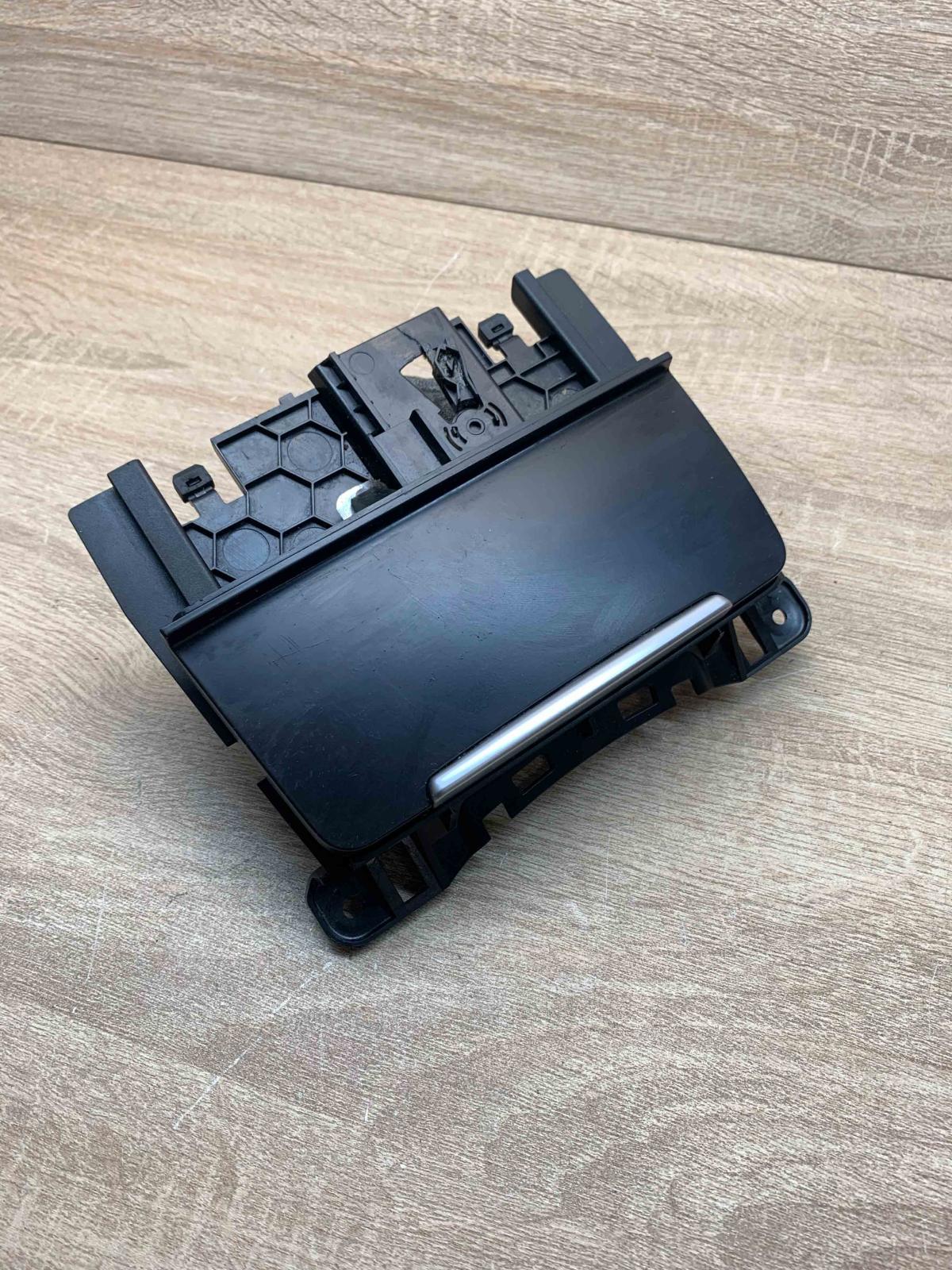 8K0857965 8K0857951  Car ashtray Audi A4 S4 B8 8K