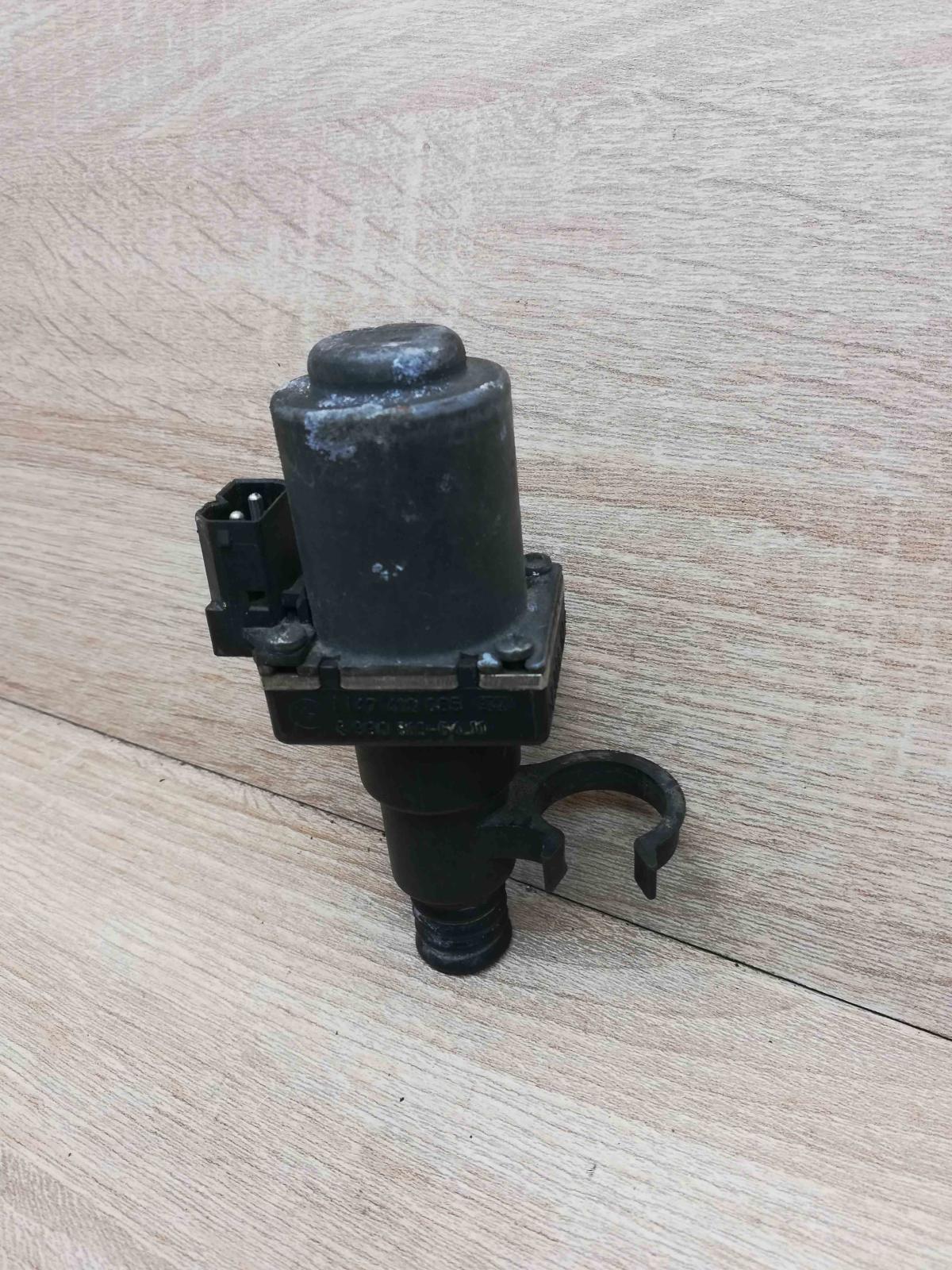 8390813 1147412085  Electric auxiliary coolant/water pump BMW 5 E34