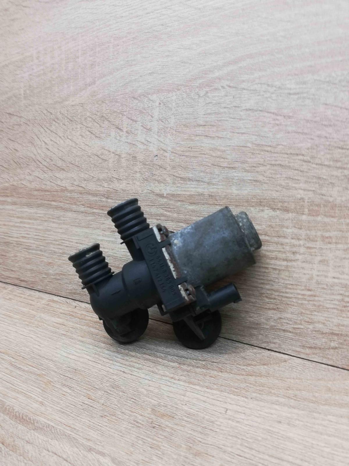8369805 1147412144  Electric auxiliary coolant/water pump BMW 3 E46