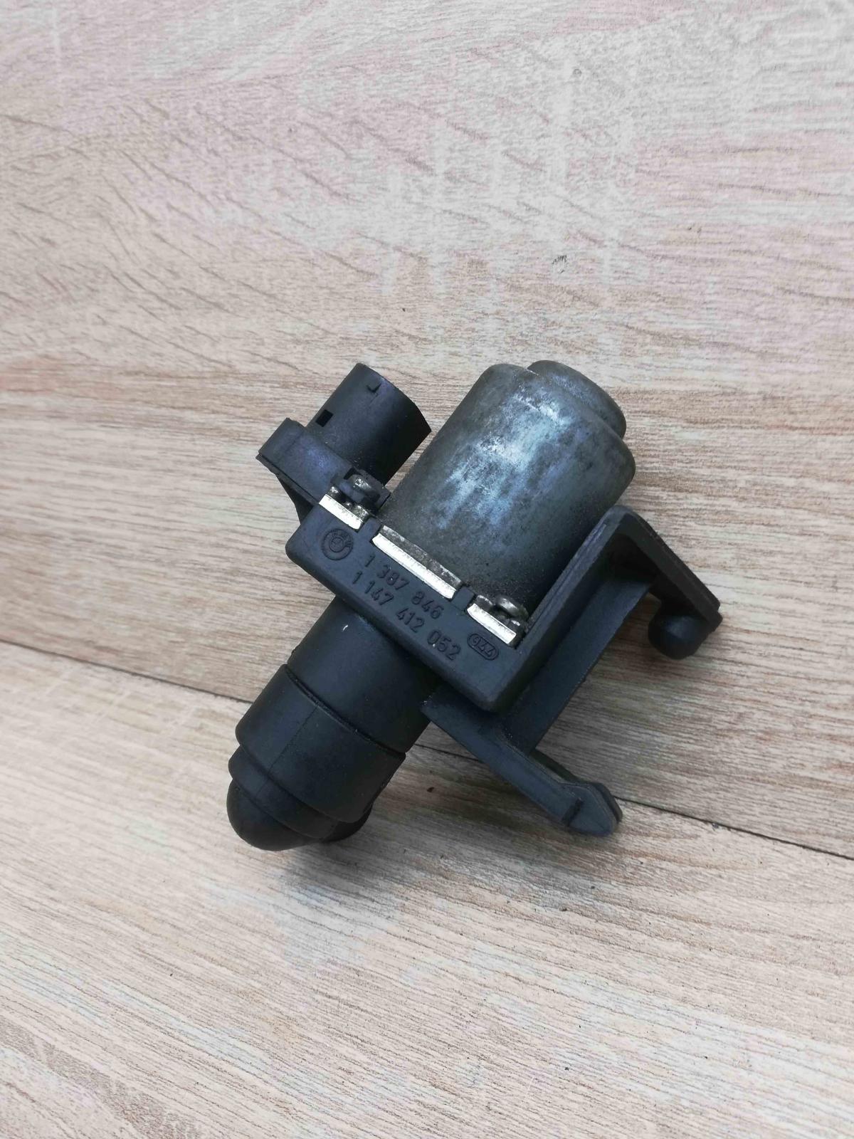 1387846 1147412052 heat Electric auxiliary coolant/water pump BMW 3 E36