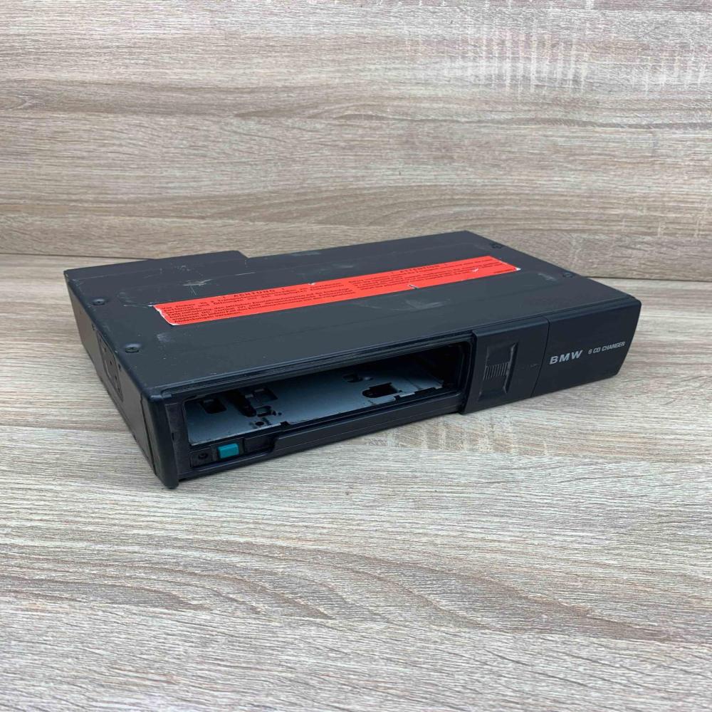 8361584   CD/DVD changer BMW 3 E46