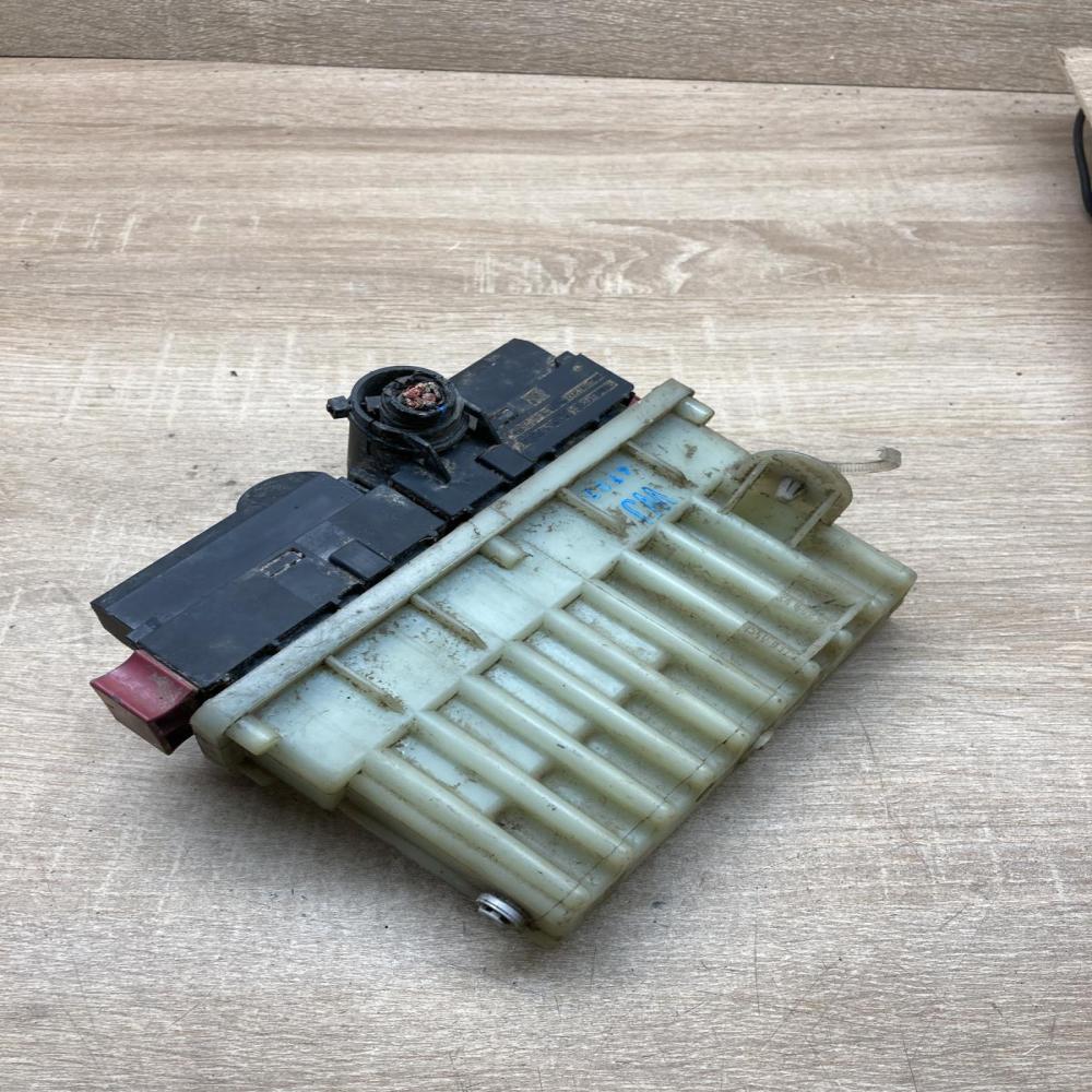 24462346   Heater blower motor/fan resistor Opel Zafira A
