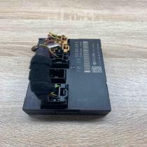 3C0959433K   Comfort/convenience module Volkswagen PASSAT B6
