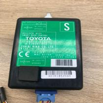 89740 02010 61B301 000  Door control unit/module Toyota Auris 150