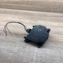 MF113800 2830   Air flap motor/actuator Toyota Auris 150