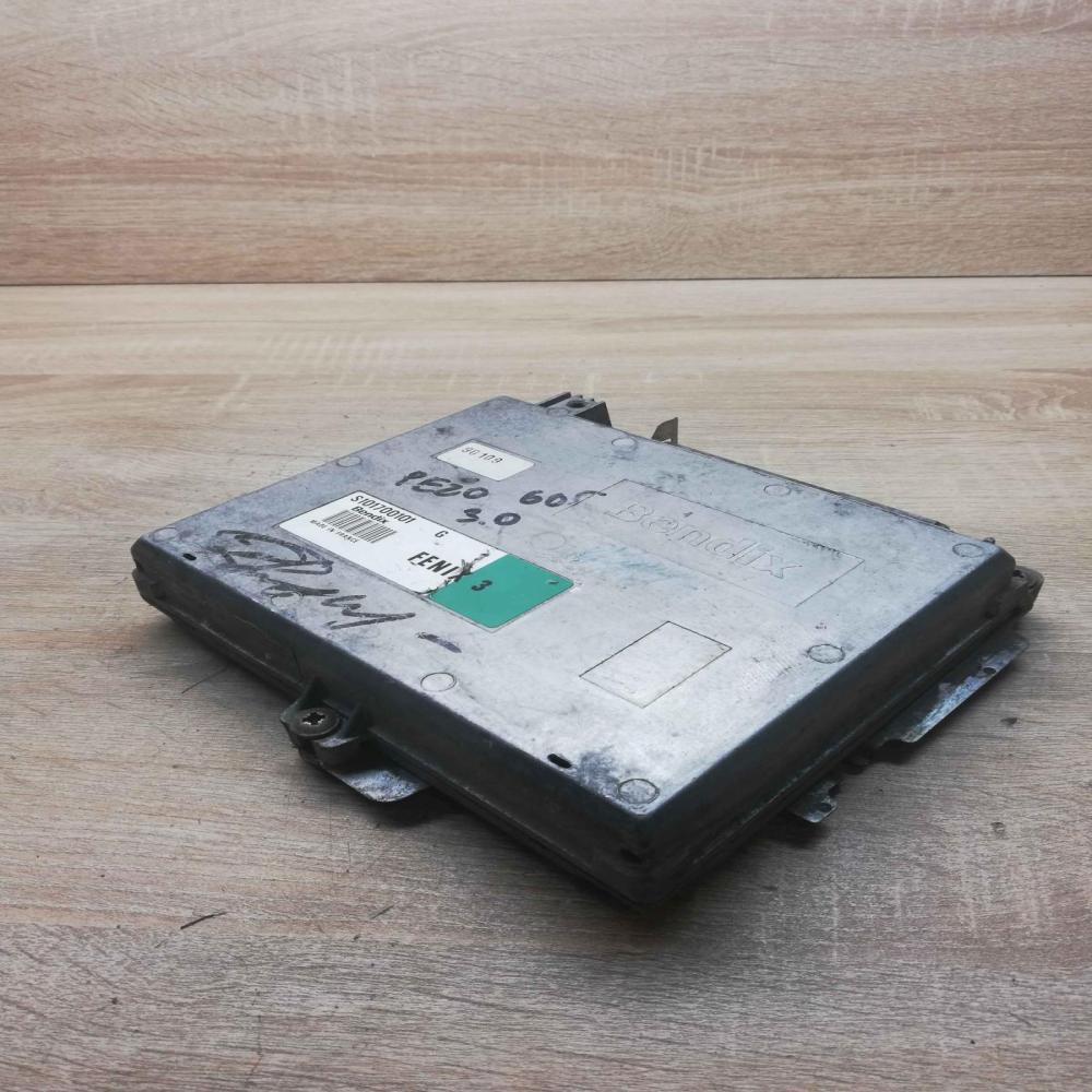 s101700101   Engine control unit/module ECU Peugeot 605