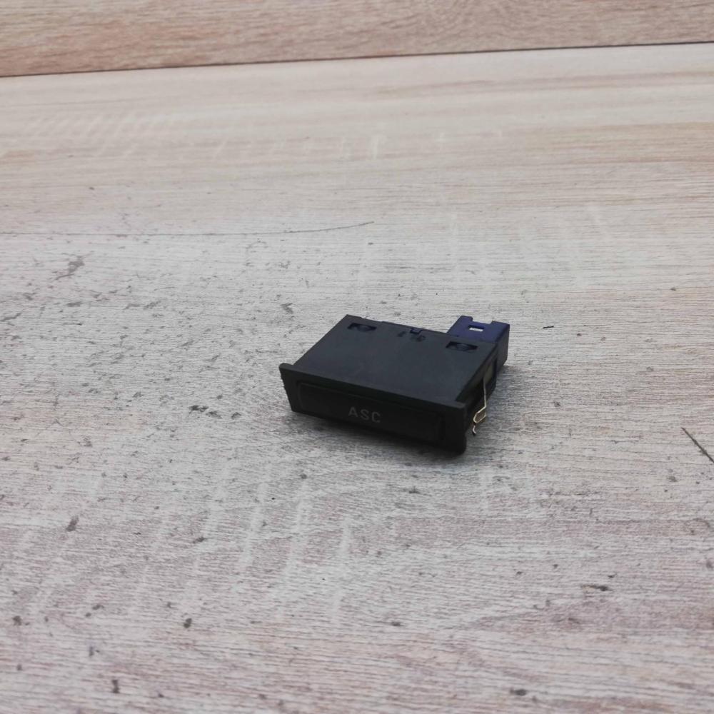 8363694 030523 10  Traction control (ASR) switch BMW 5 E39