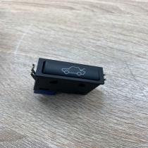 8365579 Other  Tailgate opening switch BMW 5 E39