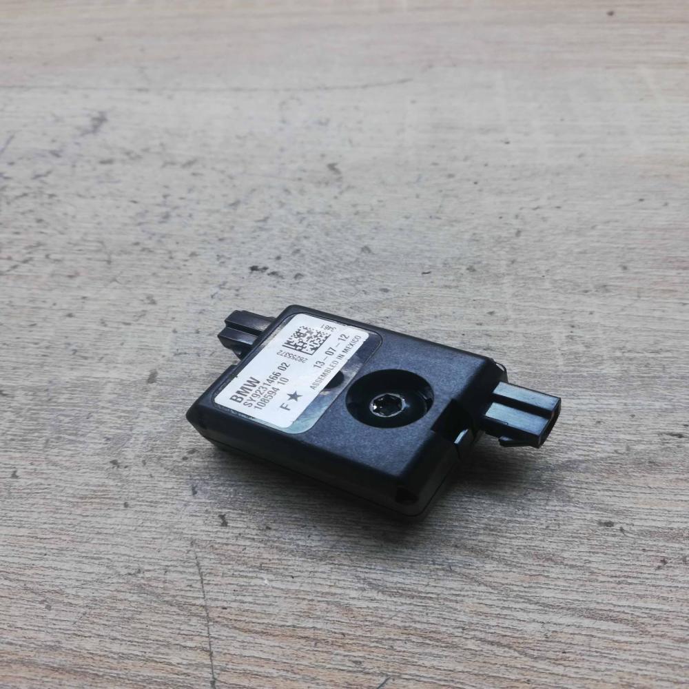 9231466 108594 10  Aerial antenna amplifier BMW 3 F30 F35 F31
