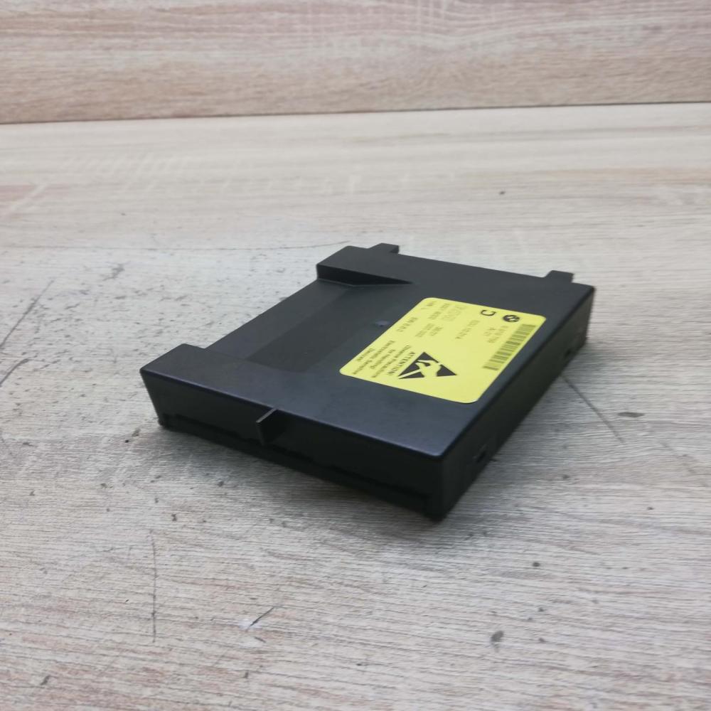 6919759 80019000  Seat control module BMW 7 E65 E66