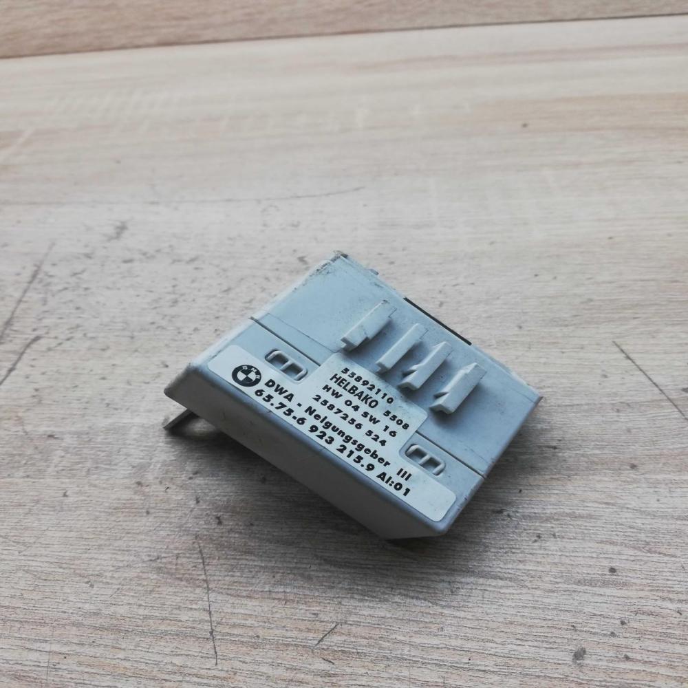 6923215 55892110  Alarm relay BMW 5 E39