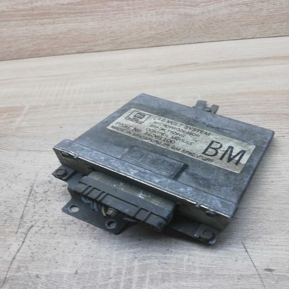 16061100   Engine control unit/module ECU Opel Kadett E