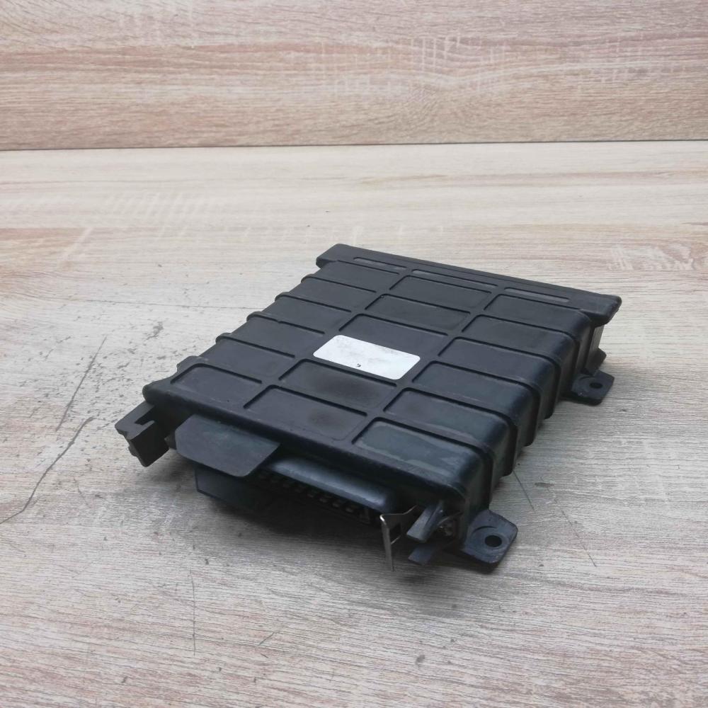 811906264c 0280800128  Engine control unit/module ECU Audi 100 200 5000 C3