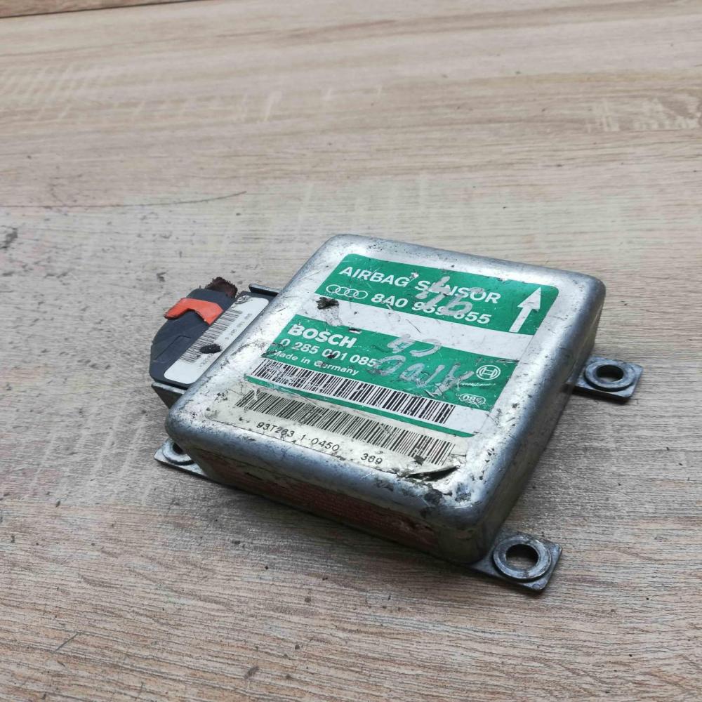 8a0959655 0285001085  Airbag control unit/module Audi A4 S4 B5 8D