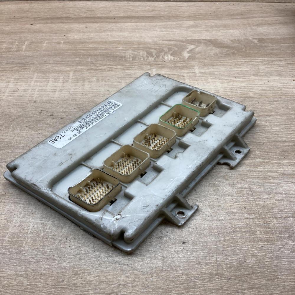 P04727072AE   Central body control module Chrysler Voyager