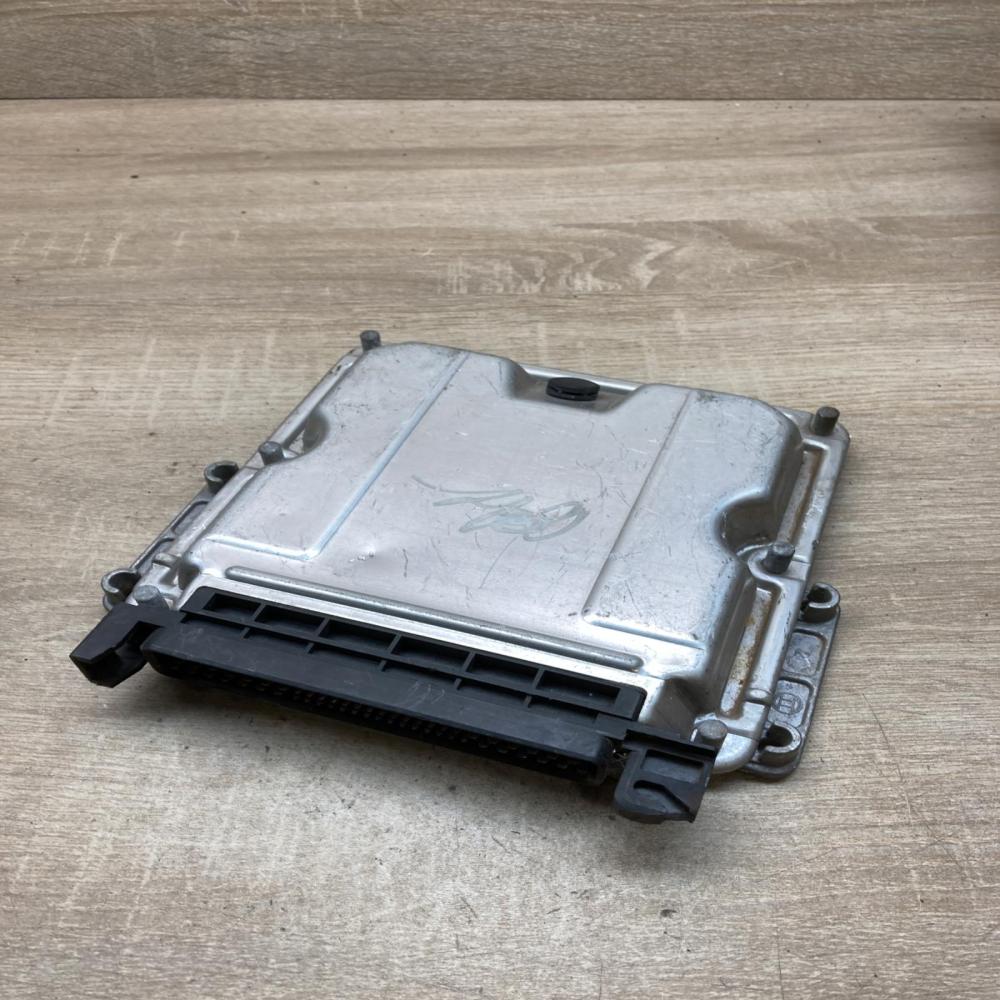 9641188180 0281010567  Engine control unit/module ECU Peugeot 607