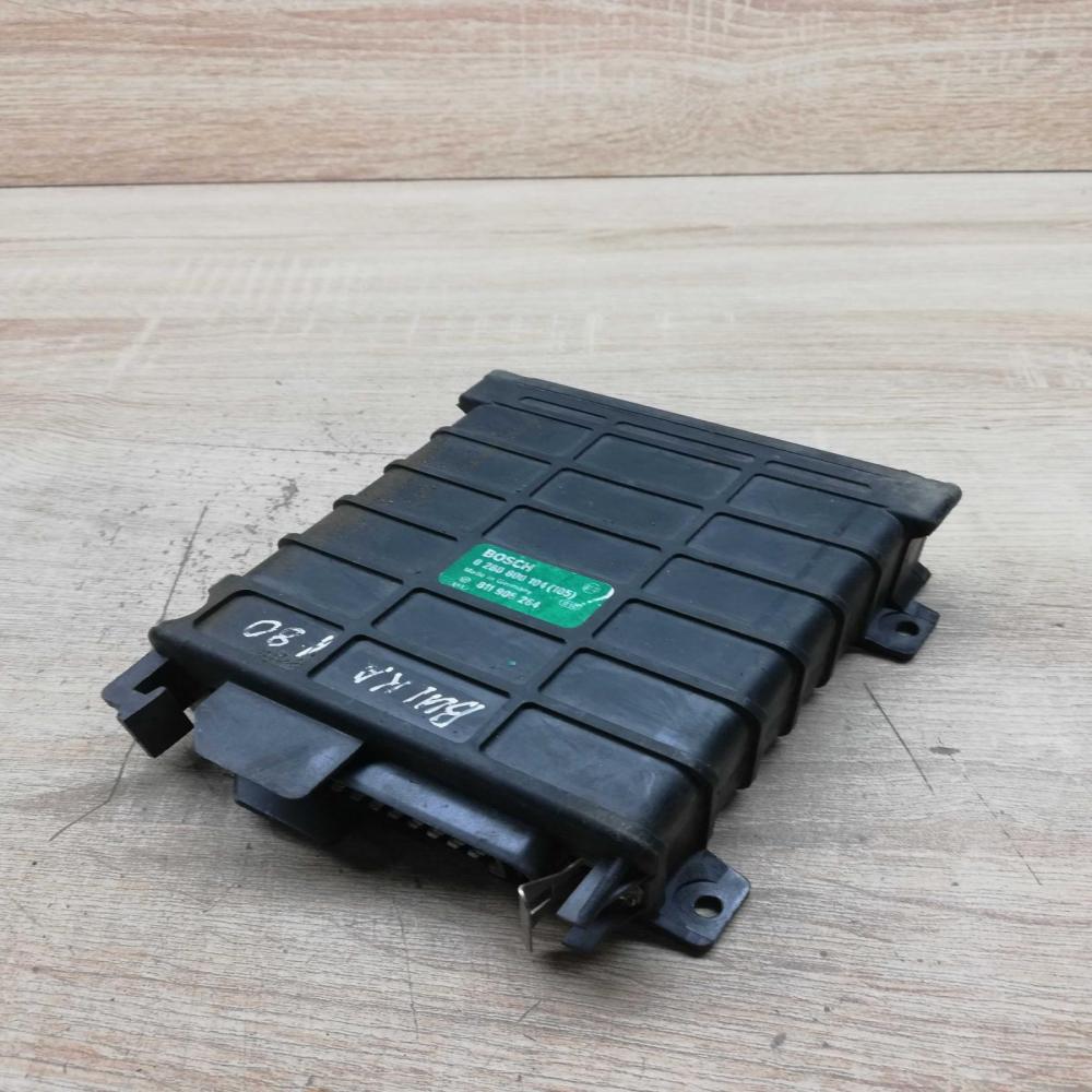811906264 0280800104  Engine control unit/module ECU Volkswagen Golf III