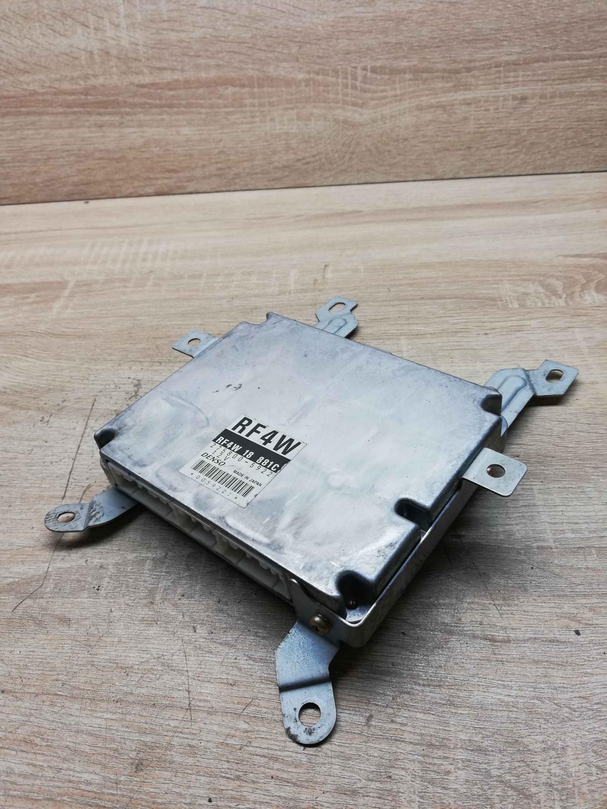 rf4w 18 881c 275800 5922  Engine control unit/module ECU Mazda Premacy