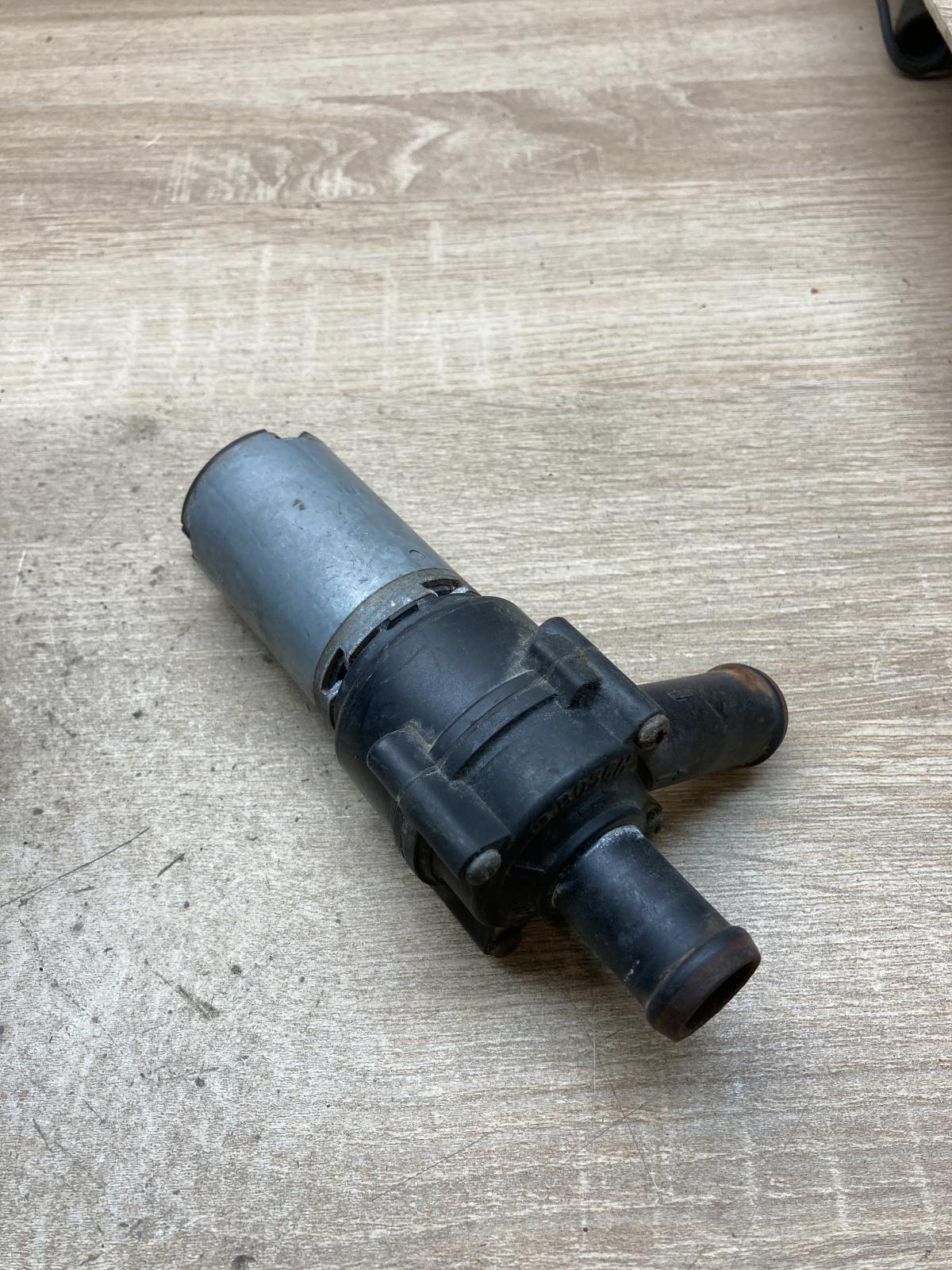 90448286   Electric auxiliary coolant/water pump Opel Vectra B