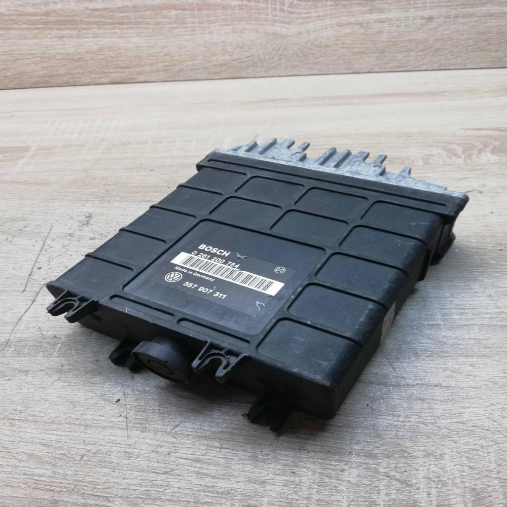357907311 0261200754  Engine control unit/module ECU Volkswagen Golf III