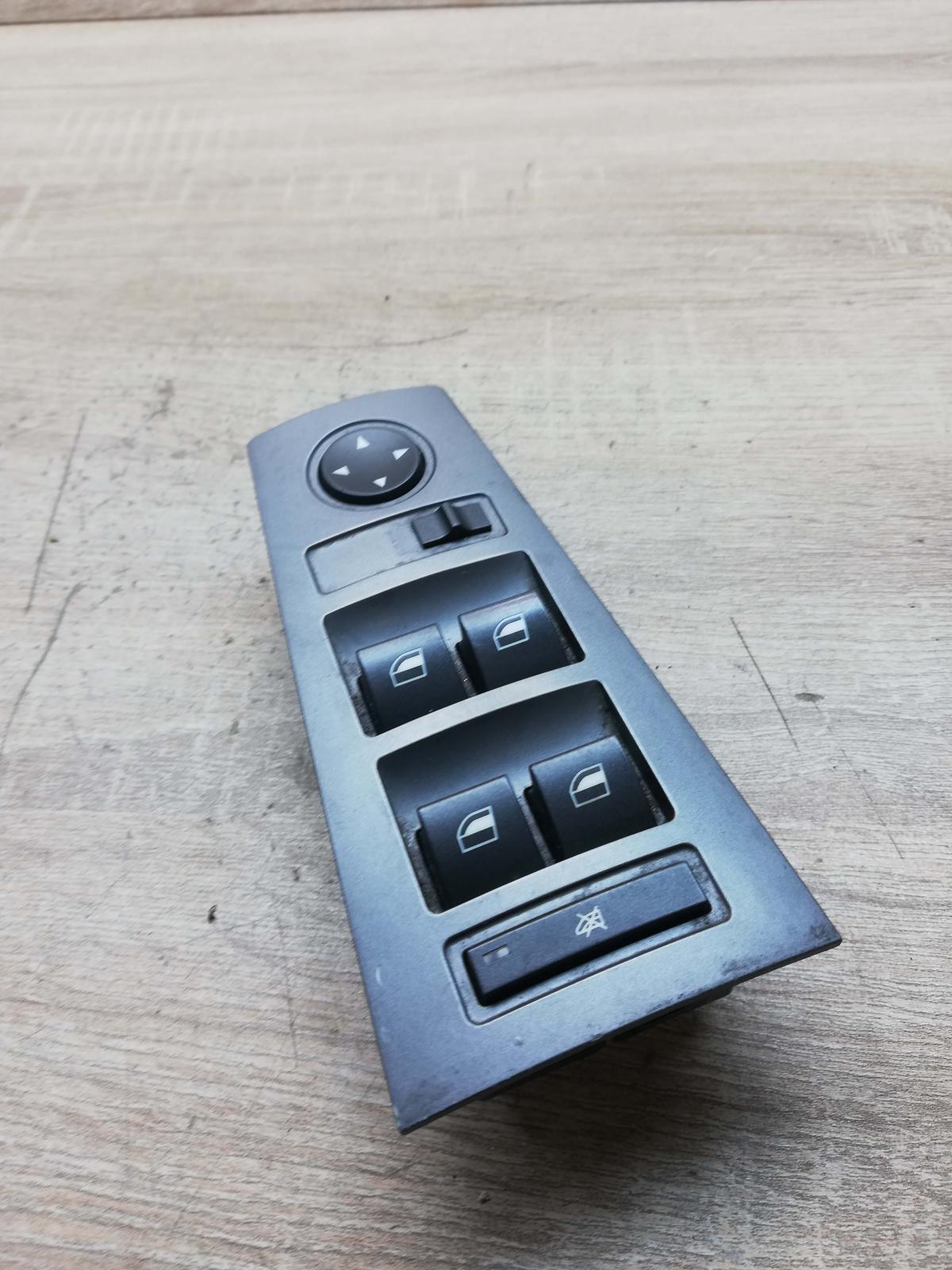 6915008   Electric window control switch BMW 7 E65 E66