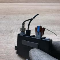 6906070   Aerial antenna amplifier BMW X5 E53