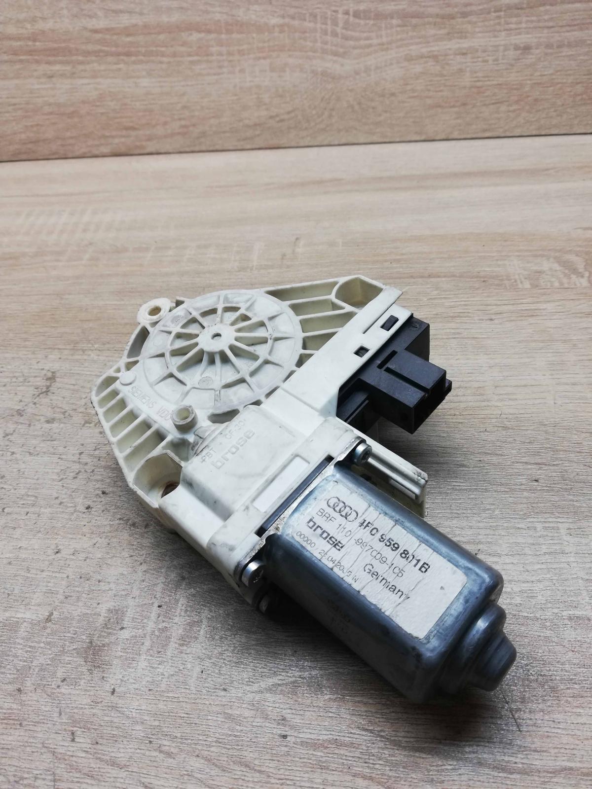 4f0959801b   Front door window regulator motor Audi A6 S6 C6 4F