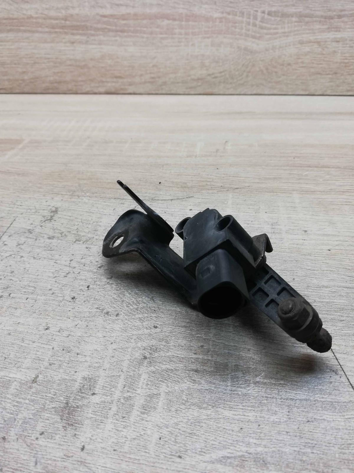 Range   Headlight level adjustment motor Audi A6 S6 C6 4F