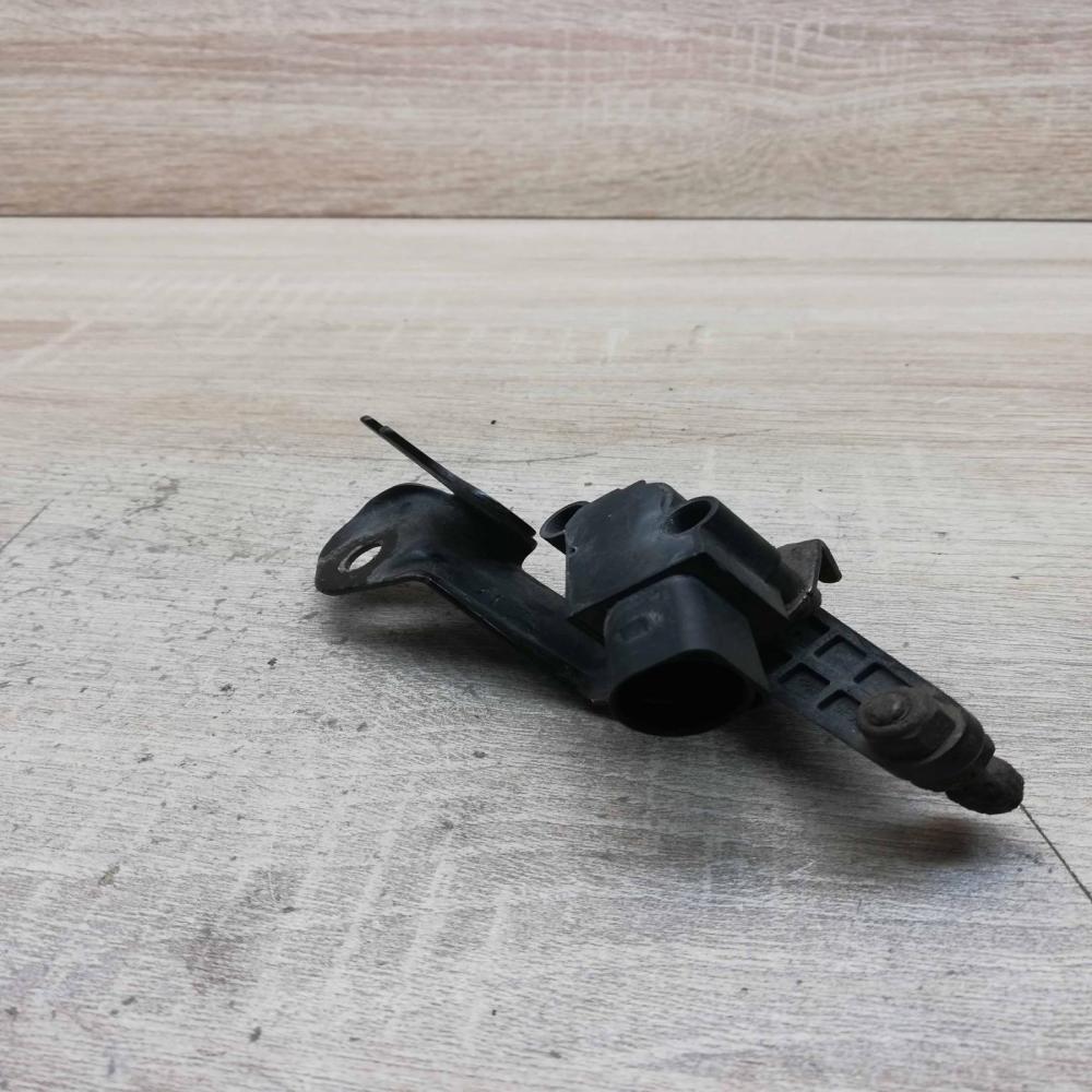 Range   Headlight level adjustment motor Audi A6 S6 C6 4F