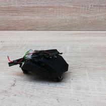74931D 110401  Air flap motor/actuator Volvo V70