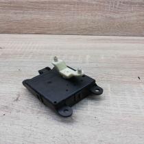 2K001 30840   Air flap motor/actuator Nissan Primera