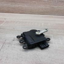 9W14B   Air flap motor/actuator Mazda 2