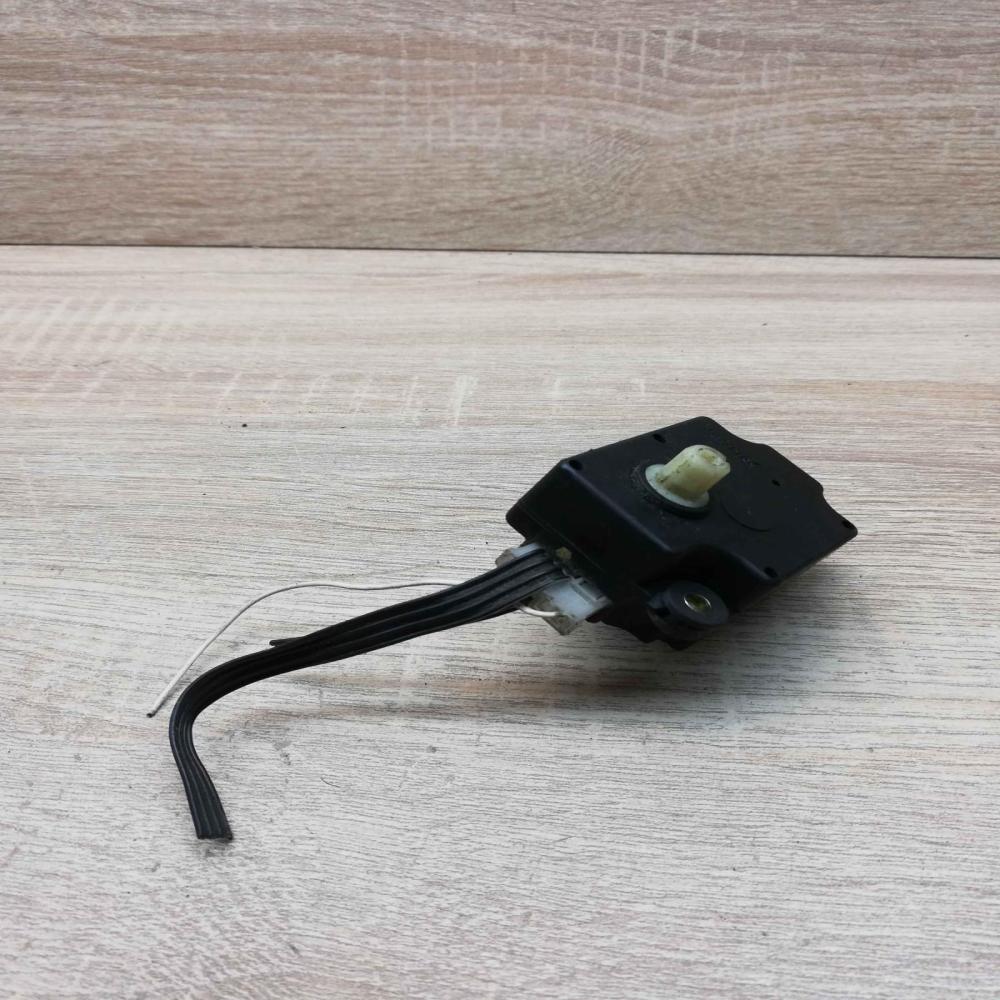 75622C   Air flap motor/actuator Volvo S60