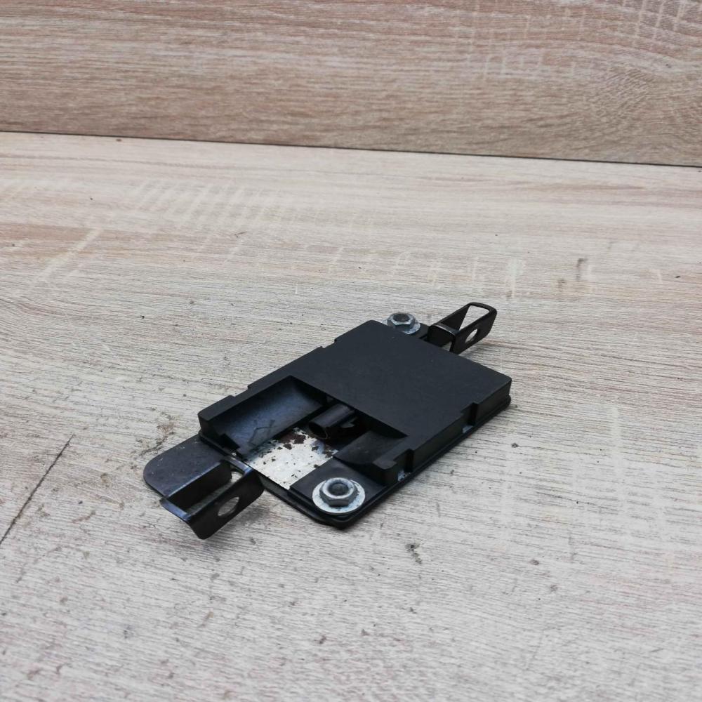 8387422   Aerial antenna amplifier BMW 3 E90 E91