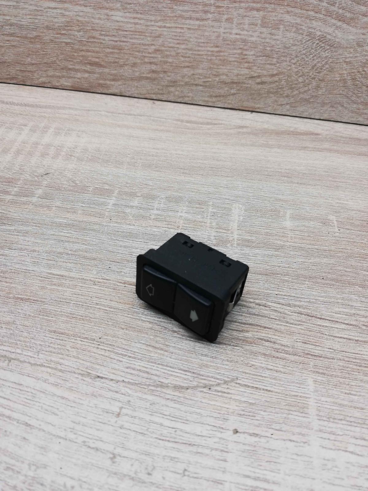 8368974   Electric window control switch BMW 5 E39