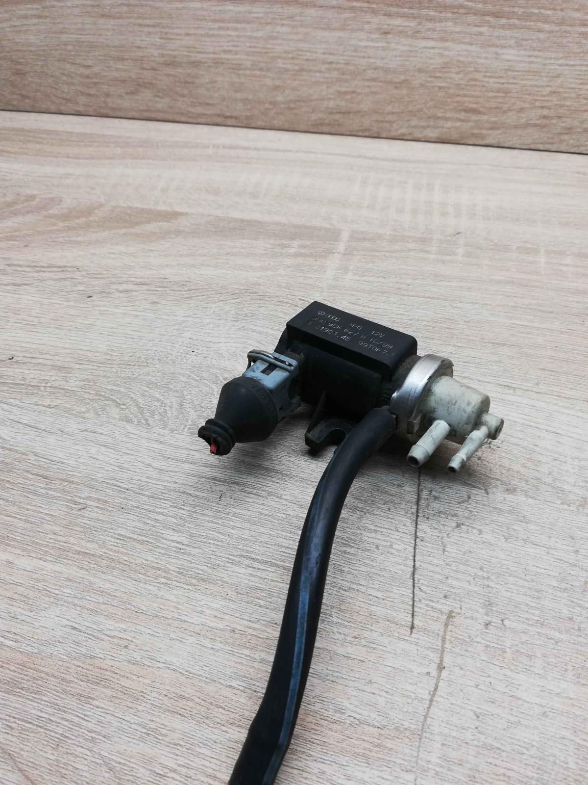 8D0906627B 682 01  Turbo solenoid valve Audi A6 S6 C5 4B