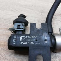 8D0906627B 682 01  Turbo solenoid valve Audi A6 S6 C5 4B