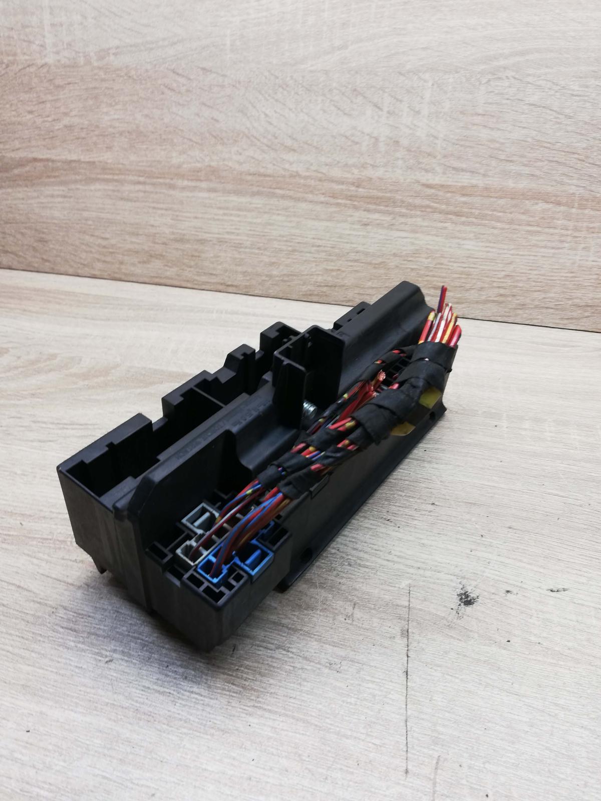 6900582 Unit  Fuse module BMW 7 E65 E66