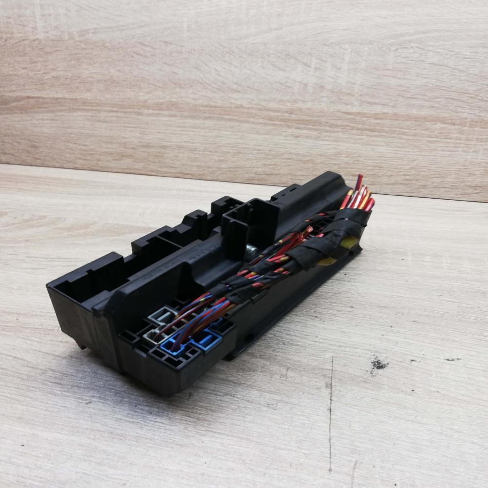 6900582 Unit  Fuse module BMW 7 E65 E66