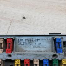 96280244   Fuse module Peugeot 206
