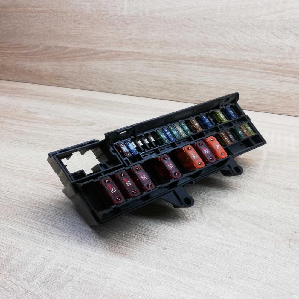 6900582   Fuse module BMW 7 E65 E66
